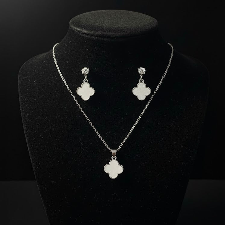 White Petal Garden Set